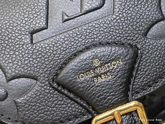 Eliminating the middleman and passing on savings to you. With massive production and tax-free benefits LOUIS VUITTON Backup Ys-20*22*14CM 0405